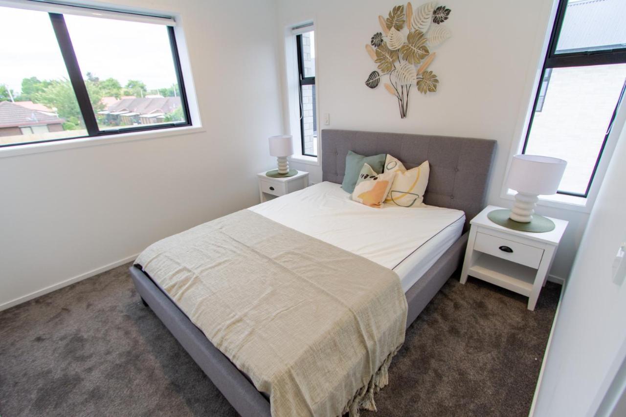 2 Bed Central Addington W/Park Christchurch Bagian luar foto