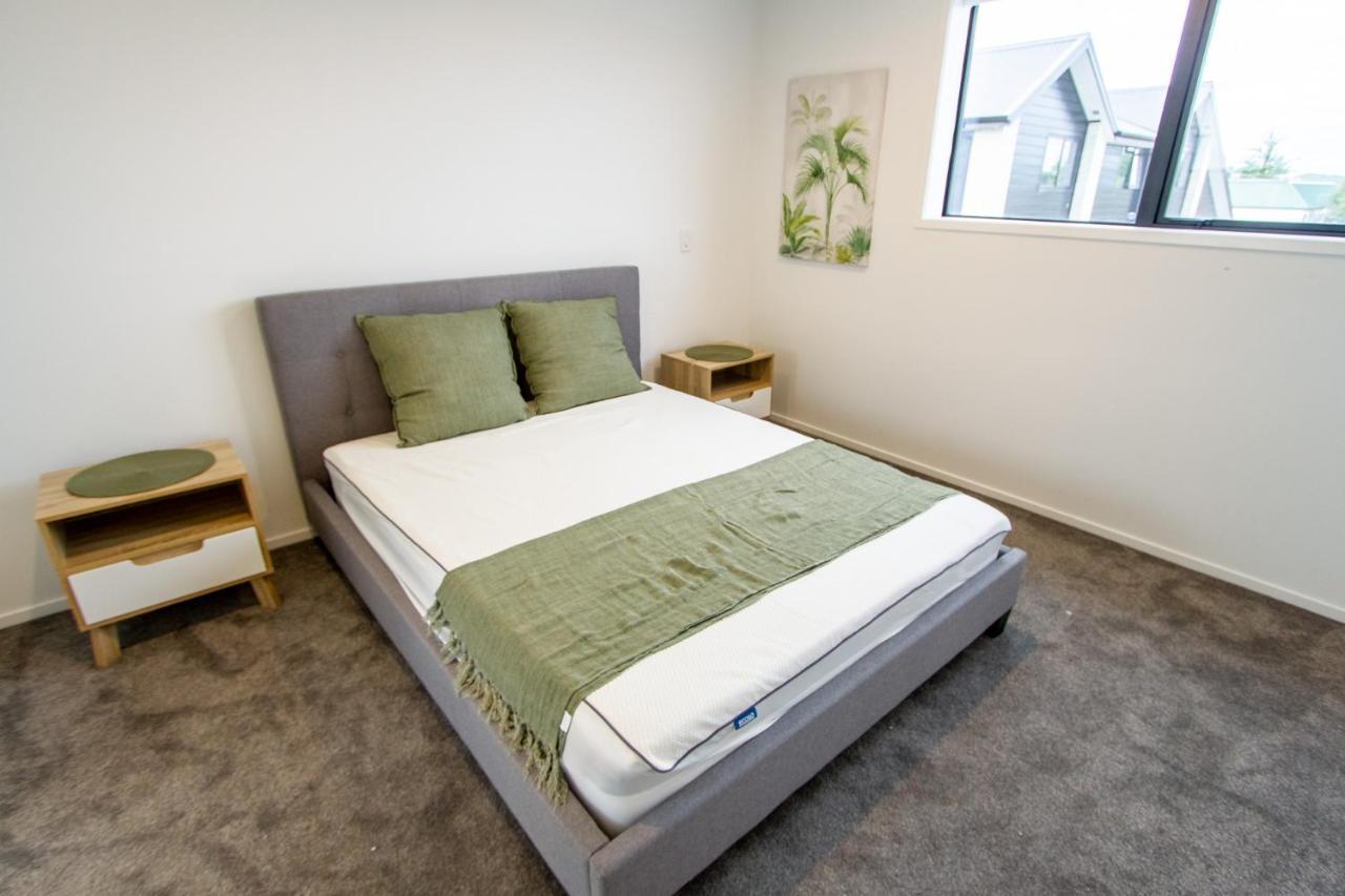 2 Bed Central Addington W/Park Christchurch Bagian luar foto