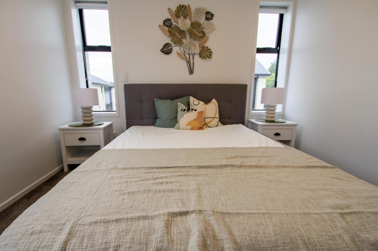 2 Bed Central Addington W/Park Christchurch Bagian luar foto